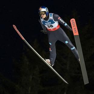 Skispringen In Rasnov Andreas Wellinger Feiert Zweiten Saisonsieg