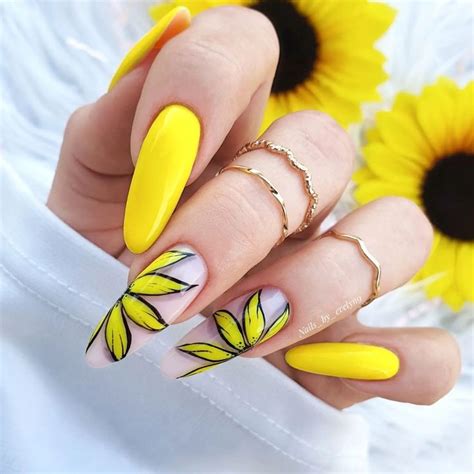 NAILS DESIGNER on Instagram Pogoda dopisuje to czas na słoneczną