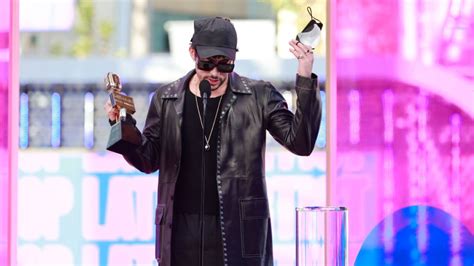 Premios Billboard 2021 Bad Bunny Gana Categoría De Mejor Artista