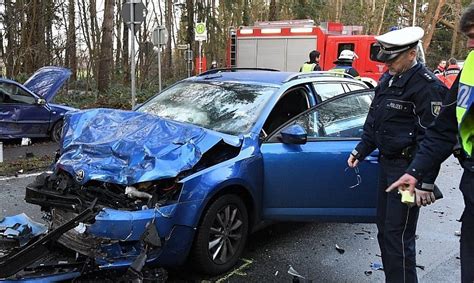 Junge Mutter Stirbt Bei Verkehrsunfall In Steinhagen Haller