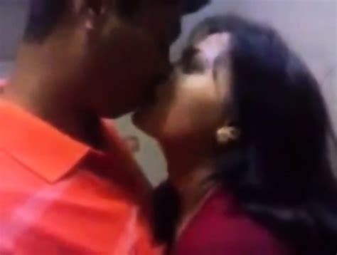 Deshi Bhabi Suraiya Hot Kissing Boobs Pressing