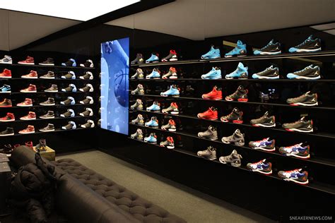 Ouverture De Flight 23 Le Premier Jordan Store Le Site De La Sneaker