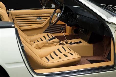 Car Porn 1971 Ferrari 365 GTS 4 Daytona Spider Airows