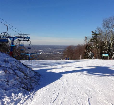 Snowboarding at Shawnee Mountain Ski Area in the Poconos