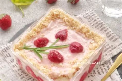 Lembut Manis Dan Creamy Abis Resep Cheesekut Strawberry Dessert Box