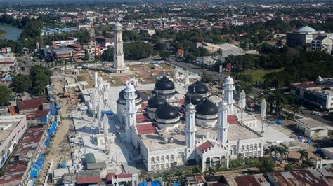 Niat Dan Tata Cara Shalat Jumat Berikut Daftar Khatib Dan Imam Sholat