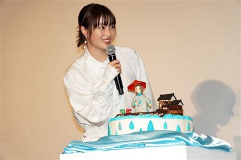 広瀬すず、25歳のサプライズ誕生日ケーキに笑顔！「自分を全部知ってくれている、お仕事も理解してくれる」同世代の仲間に感謝 画像27 31 最新の映画ニュースならmovie Walker