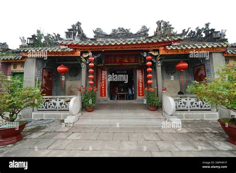 Hoi Quan Phuoc Kien Is A Ornate Place Of Worship Built For 17th Century