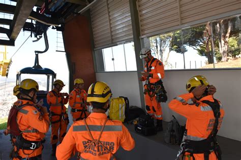 Militares De Po Os De Caldas Realizam Treinamento Em Telef Rico