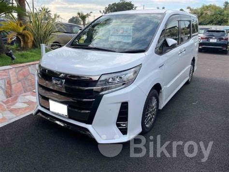 Toyota Noah Si Wxb Hybrid 2019 For Sale In Mirpur Bikroy