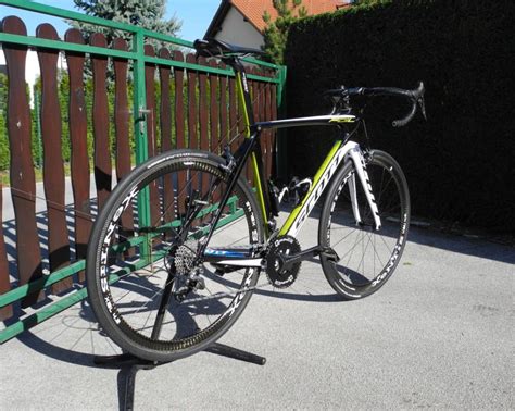 Cestno Kolo Specialka Scott Foil Team Issue Velikost L