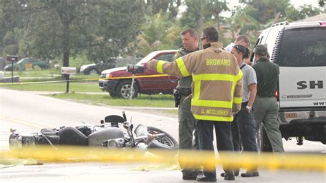 Motorcyclist Killed After Crashing Into Truck Officials Nbc 6 South