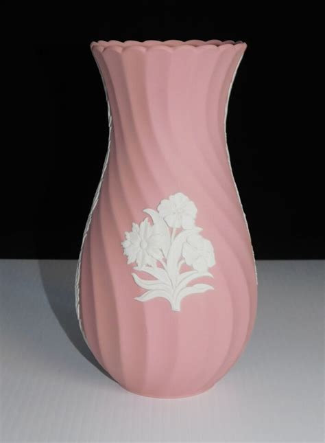 Wedgwood Pink Jasperware Vase Spiral Pattern With Flowers Ebay