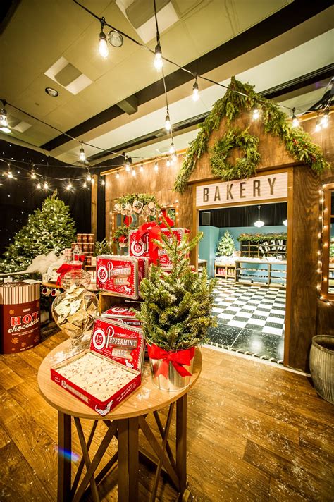 Christmas Pop Up Event at Williams Sonoma