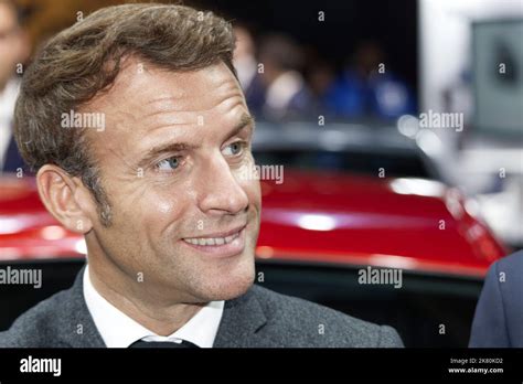 Paris, France. 17th Oct, 2022. French President Emmanuel Macron attends ...