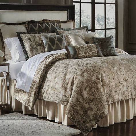 Waterford Linens Anora Jacquard 4 Piece Queen Comforter Set