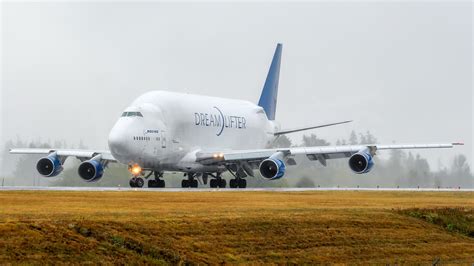 Boeing Boeing 747 409lcf Dreamlifter N780ba V1images Aviation Media