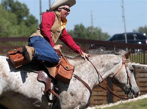 Riders Trace Pony Express Route And Recall History Of The West Casper