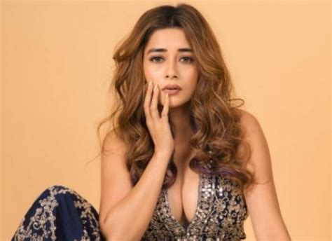 Tina Datta Says She Was In A State Of Trauma After Farah Khan Called