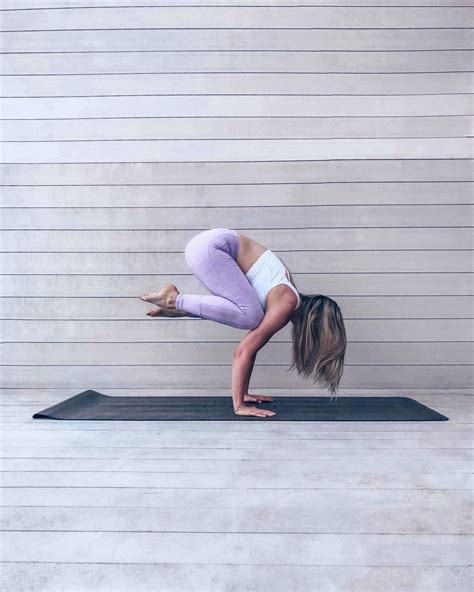Alo yoga | Yoga, Yoga poses, Alo yoga