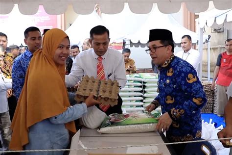 Pasar Murah Bantu Tekan Inflasi Dan Tumbuhkan Umkm Di Banda Aceh