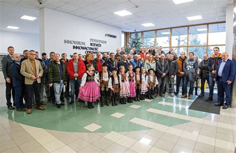 Tomasz Januszewski on LinkedIn: #fakro #fakro #visit #collaboration # ... 