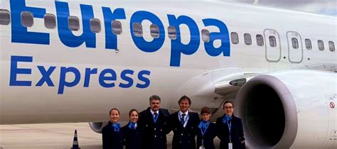 Oferta De Empleo TCP Air Europa Express Busca Auxiliares De Vuelo TCP