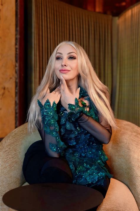 Beautiful Yuliia Y O From Nice With Blonde Hair Id Ladadate