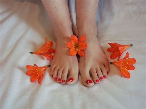 FOOT FETISH FEET TOES HEELS SOLES COMMENT PLS Porn Pictures XXX Photos Sex Images 1196706