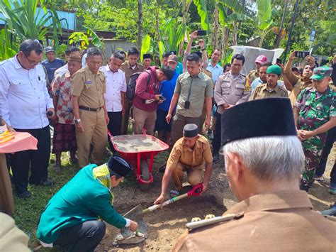 Ketua Umum Pimpin Peletakan Batu Pertama Masjid Al Washliyah Di Taman