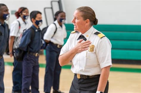 How Security Guards Can Improve College Student Safety