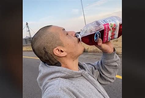 Idahos Viral Tiktok Star Donates Ocean Spray Bottle To Museum