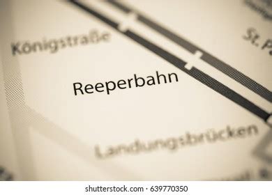 Reeperbahn Station Hamburg Metro Map Stock Photo 636846052 | Shutterstock