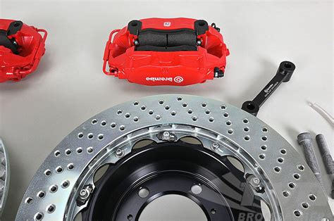 Brembo Sport System GT 4 Kolben 345x28mm HA Gelochte Scheiben