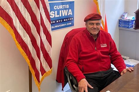 Meet Curtis Sliwa—a Big Apple Republican In A Red Beret Wsj