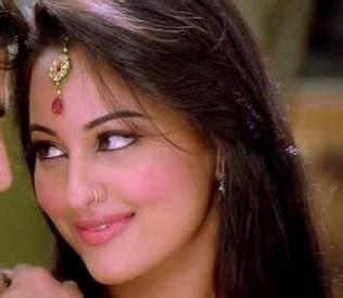 Sonakshi Sinha Nude Pics Page 1