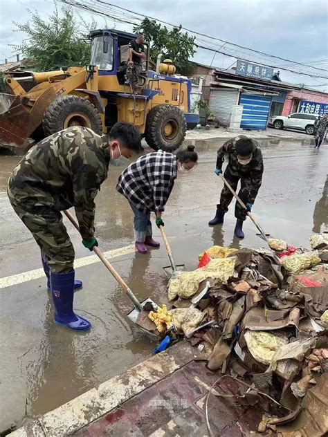 【迎战洪水】加固堤坝、疏散群众、护卫环境安全｜他们在抗洪一线奋战四个昼夜澎湃号·政务澎湃新闻 The Paper