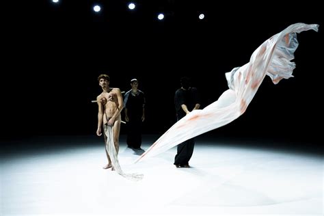 Salerno Danza Festival Le Ultime 4 Date Al Giardino Degli Ulivi Di