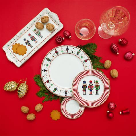 Тарелка обеденная 26,5 см Easy Life Щелкунчик (арт.DMH-EL-R0942/NUTC ...