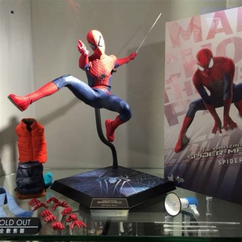 Hot Toys Amazing Spider Man Hobbies Toys Toys Games On Carousell