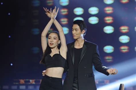 L H I M M N Gi Ng H T C A Hot Girl Bolero T Tri