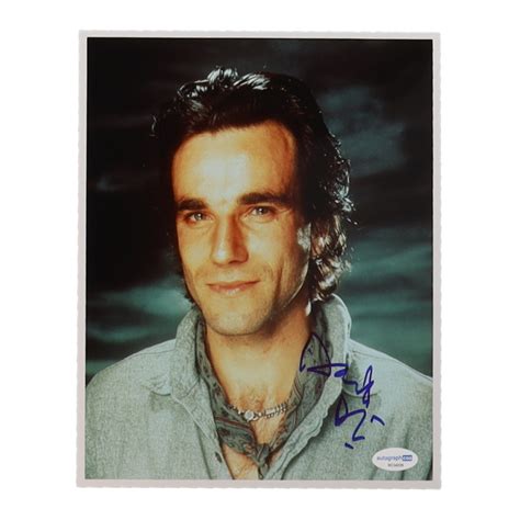 Daniel Day Lewis Signed 8x10 Photo ACOA Pristine Auction