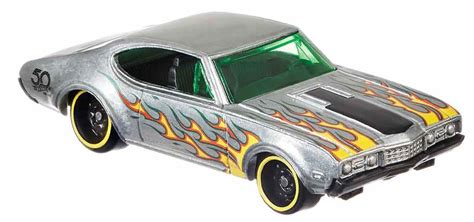 Hot Wheels 50TH Zamac Flames 68 OLDS 442 Kr 49 I Lager