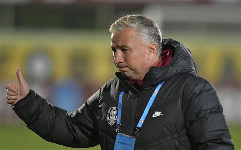 Rămâne CFR Cluj fără antrenor Dan Petrescu poate pleca oricând În