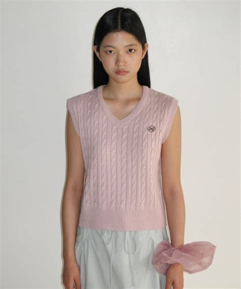 MUSINSA SINOON FISHER SLIT CABLE KNIT VEST BABY PINK