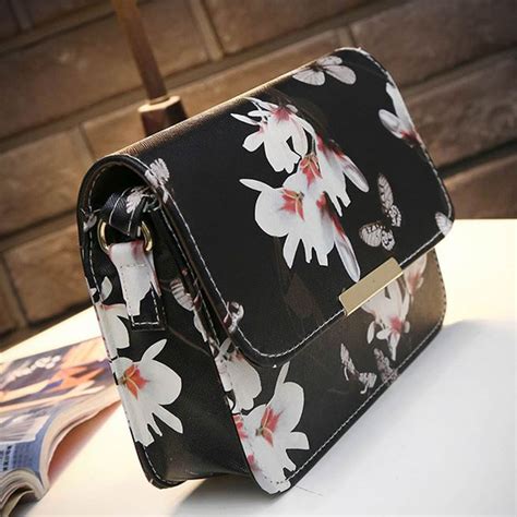 Badu Bg Hot Floral Leather Black White Messenger