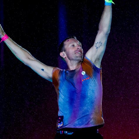 Coldplay Adia Shows No Brasil Por Causa De Infec O Pulmonar S Ria De