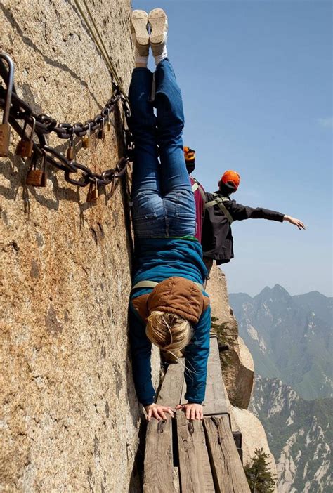 28 Breathtaking Pictures From The Worlds Most Dangerous Hiking Trail