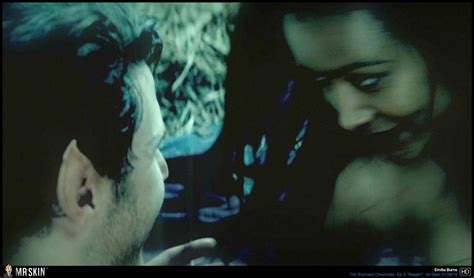 Naked Emilia Burns In The Shannara Chronicles