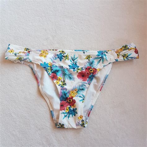 Pretty Floral Bikini Bottoms Colour White Multi Depop